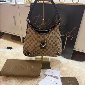 Gucci GG supreme shoulder bag
